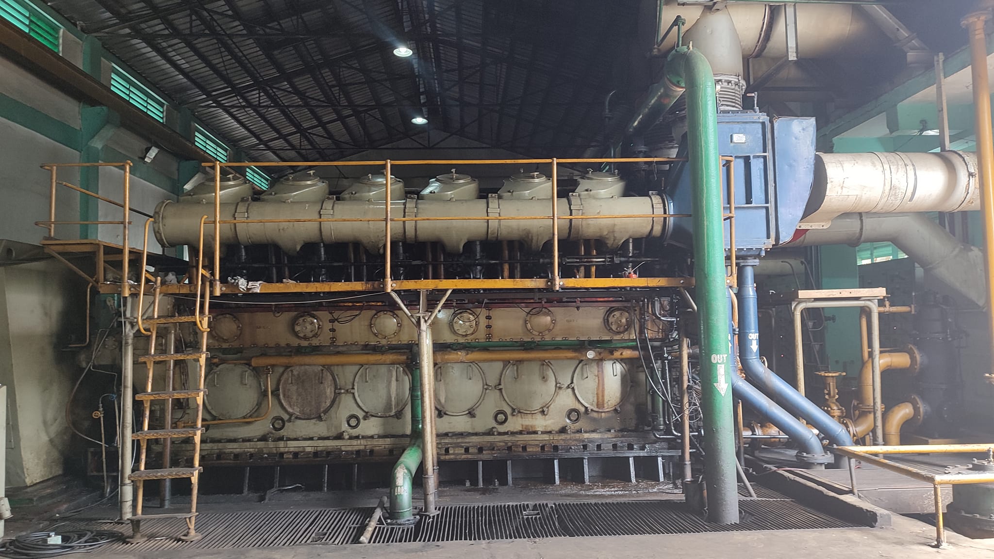 Plant operations team at the CAPELCO diesel power plant
